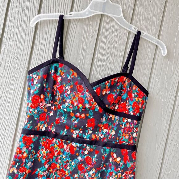 Black Halo Daria Floral Sheath Dress Size 10 Cocktail Bodycon - Picture 10 of 10